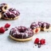 d214 raspberry chocolate donut sfeerbeeld cco